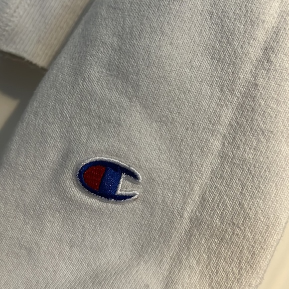 Vintage cropped Champion Sweatshirt - Picture 3 of 5